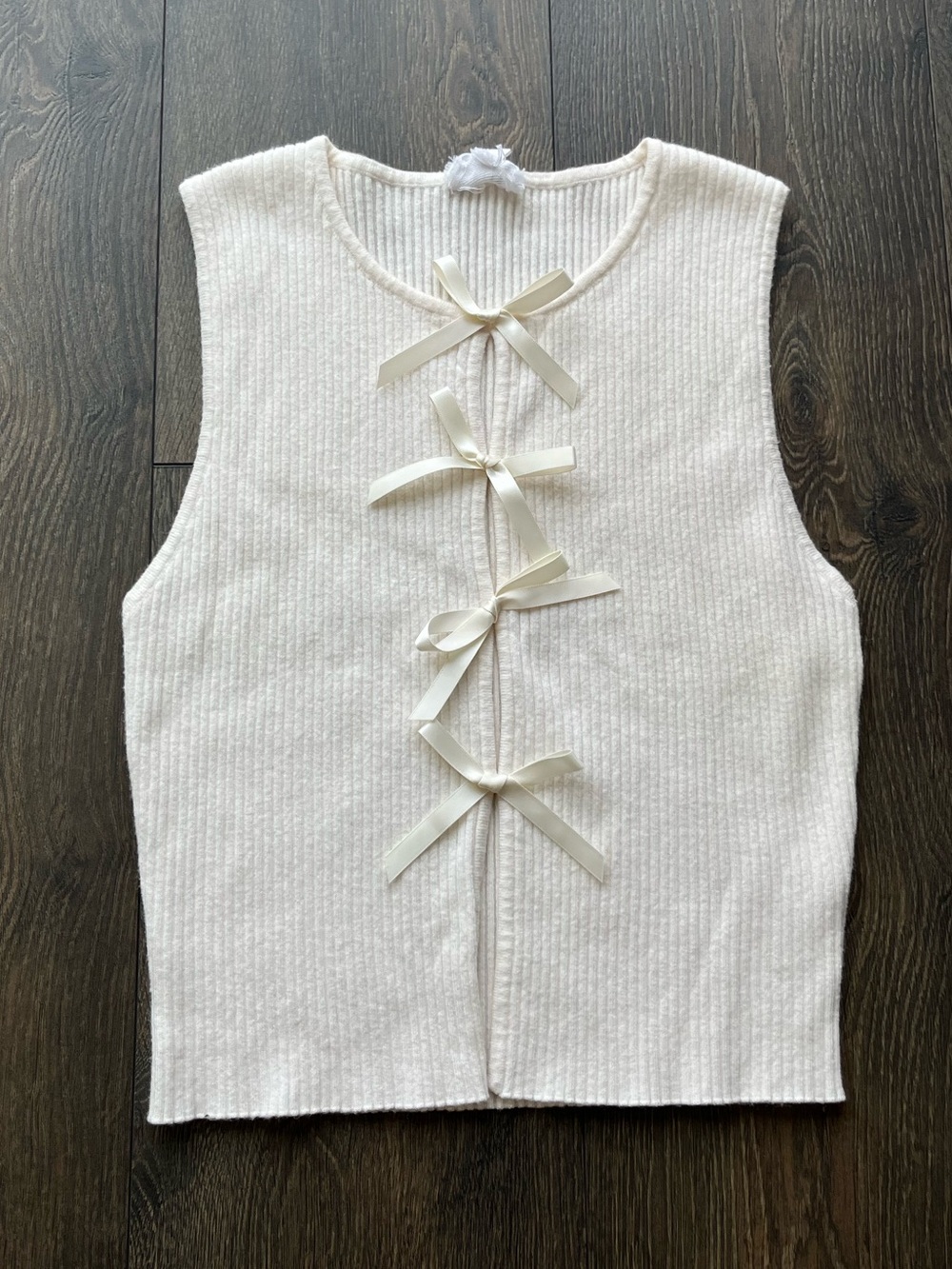 NWOT Le Lis Ribbon Knit Tank